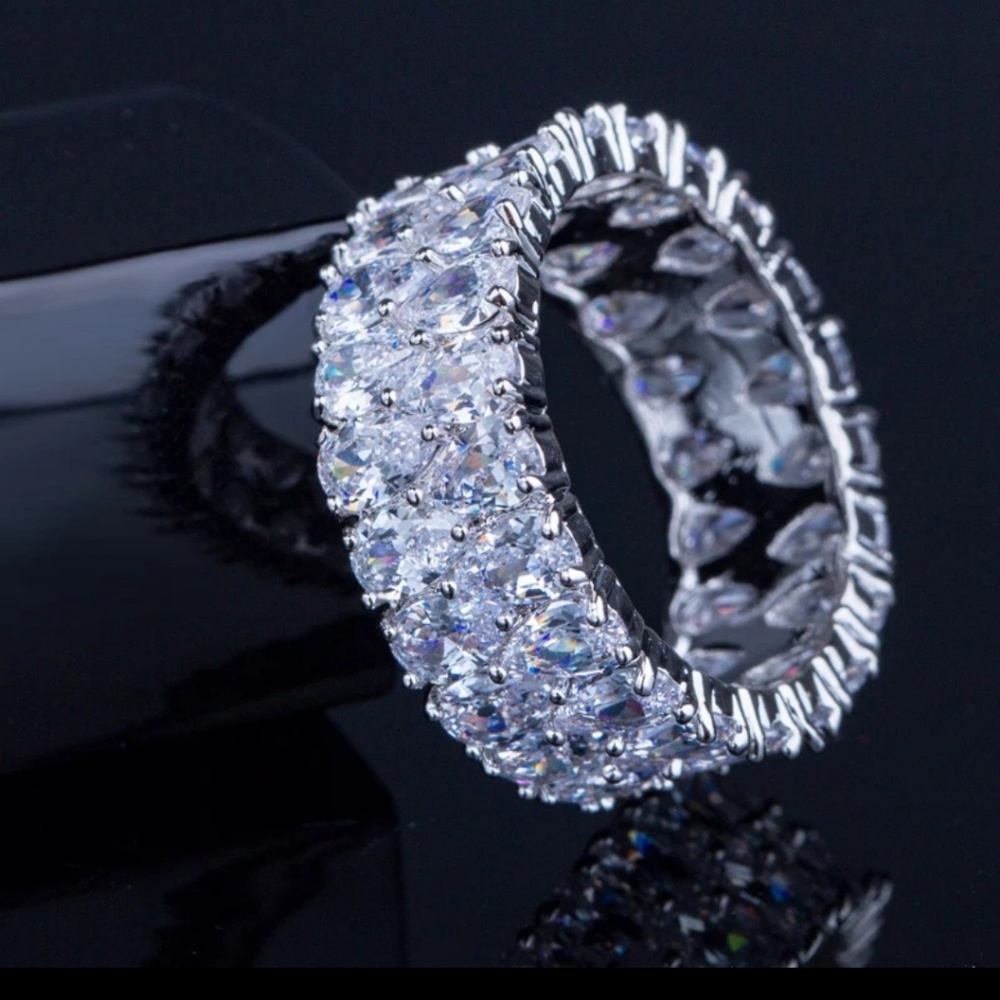 NEW! Silver Cubic Zirconia Ring Wedding Band